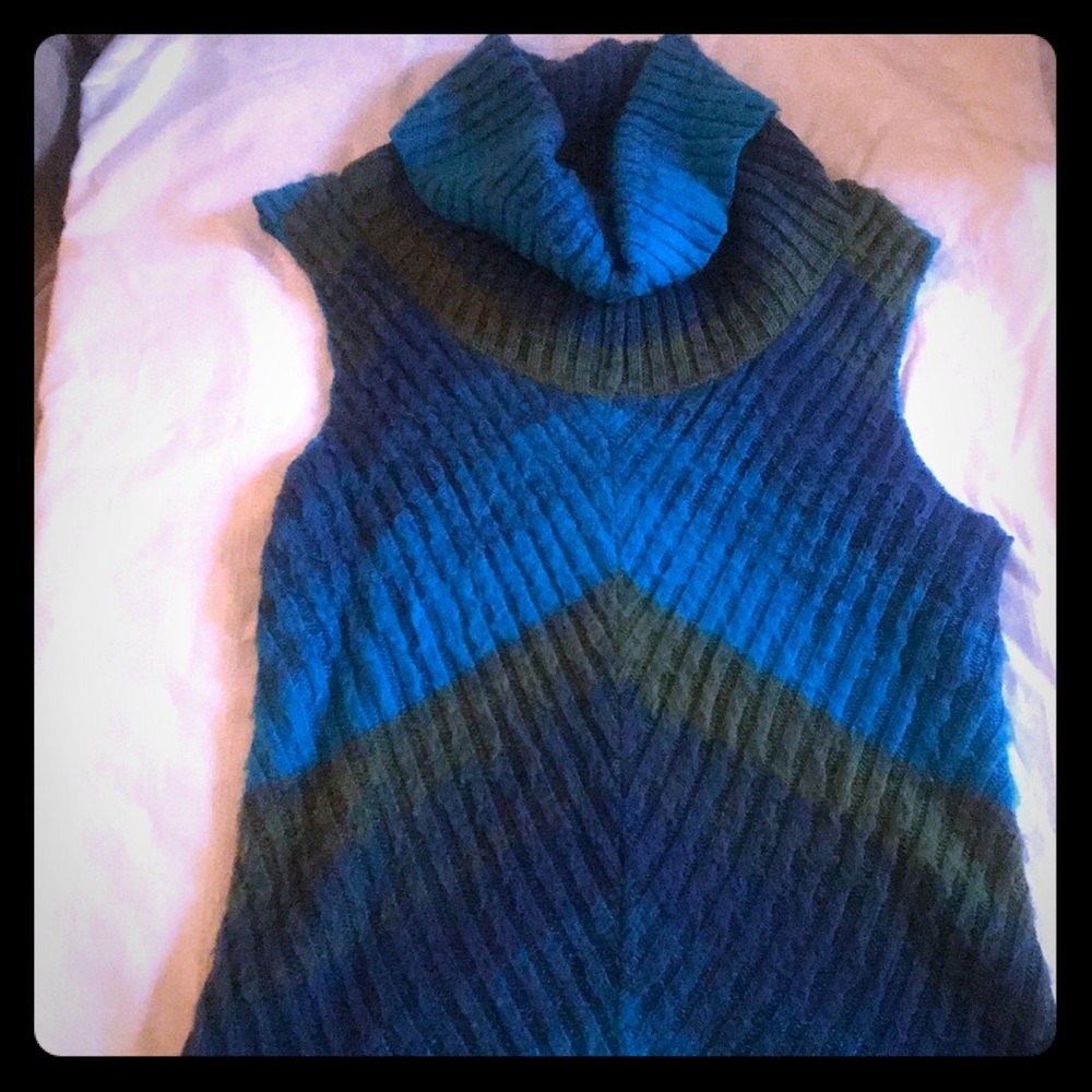 Multicolor Cow Neck Top